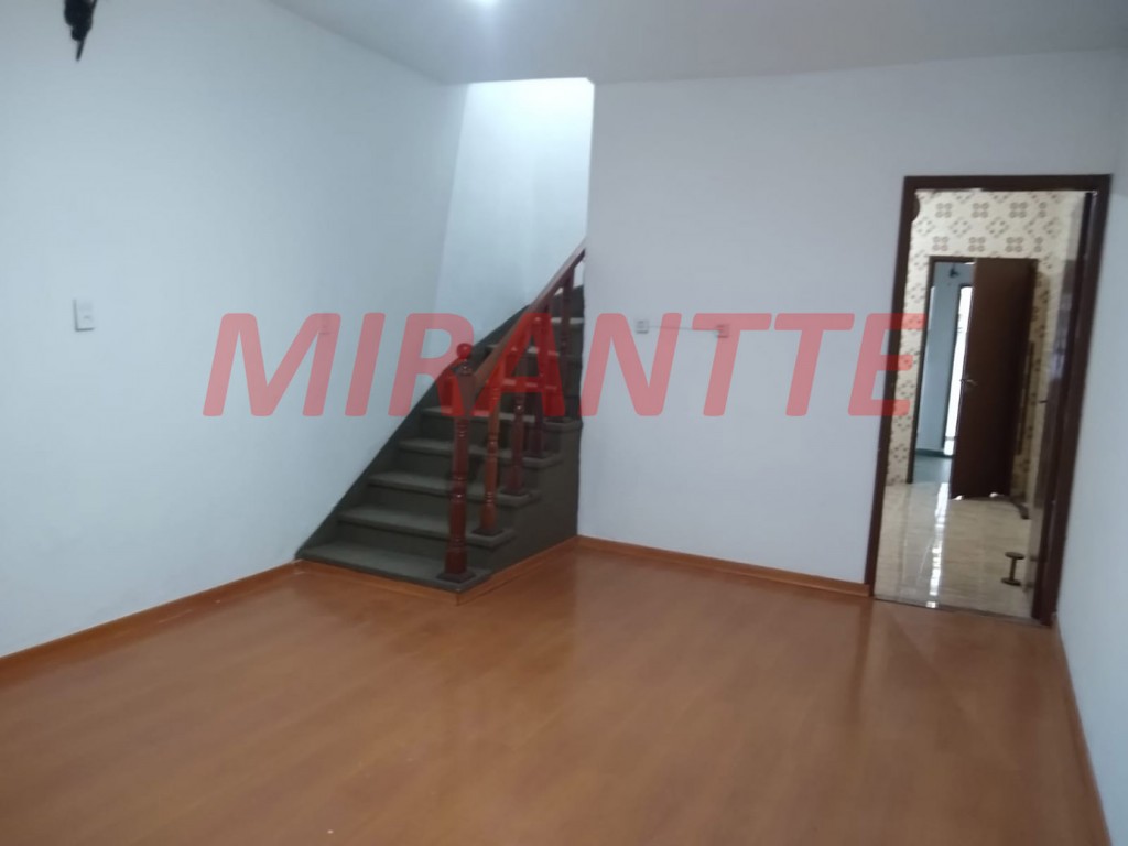 Sobrado de 84m² com 2 quartos em Vila Aurora