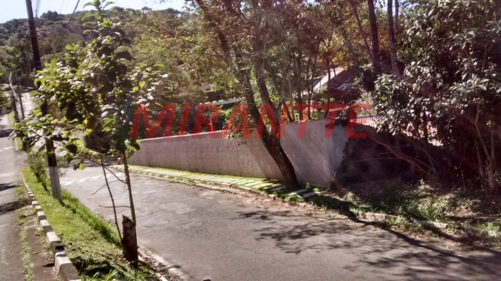 Terreno de 1262m² em Serra Da Cantareira