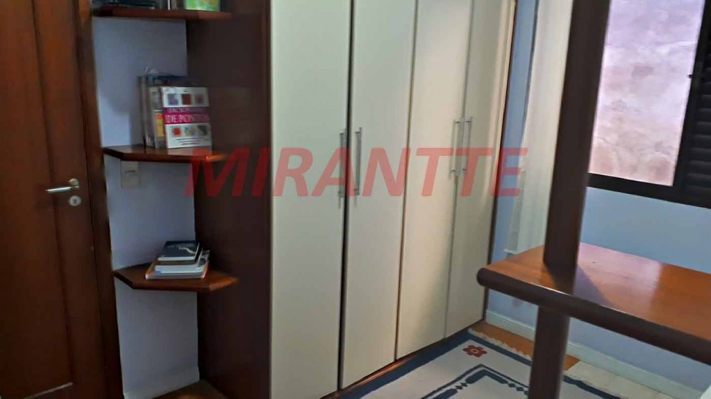 Sobrado de 268m² com 4 quartos em Vila Maria Alta