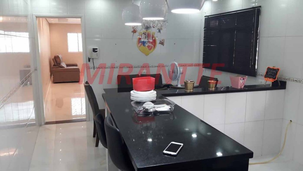 Sobrado com 3 quartos em Jaçana
