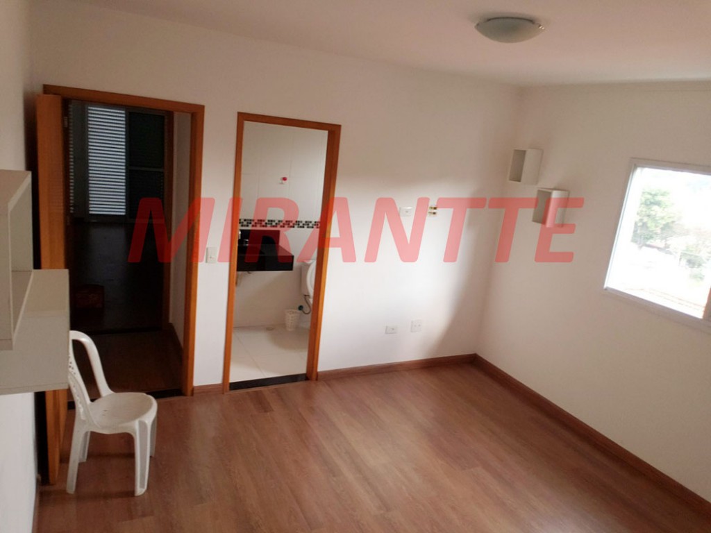 Sobrado de 380m² com 4 quartos em Vila Rosália