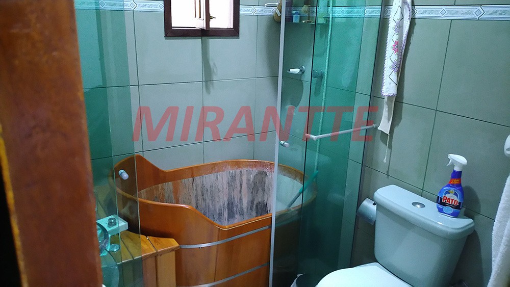 Sobrado de 425m² com 6 quartos em Parque Mandaqui