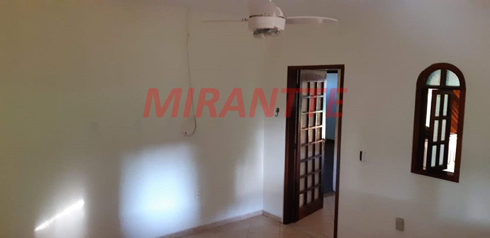 ChÁcara de 210m² com 2 quartos em Guapiaçu