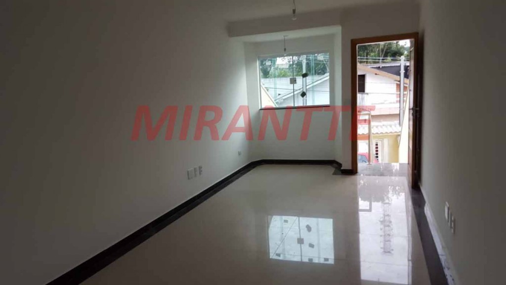Sobrado com 3 quartos em Vila Granada