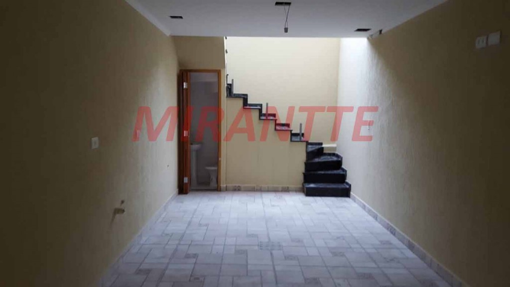 Sobrado com 3 quartos em Vila Granada