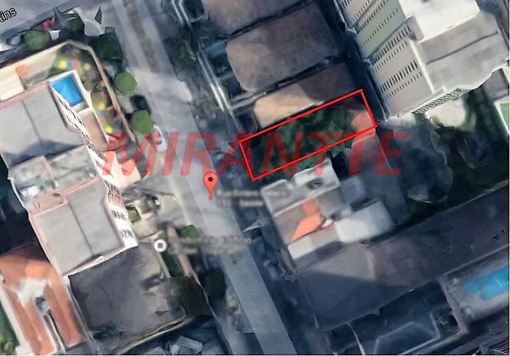 Terreno de 162m² em Saúde
