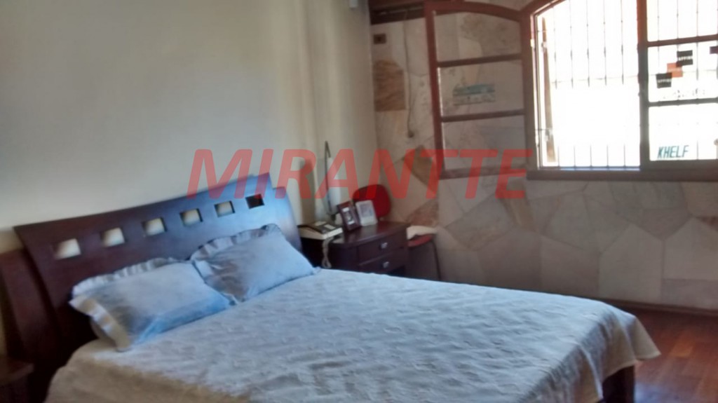 Casa terrea de 302m² com 4 quartos em Vila Rosaria