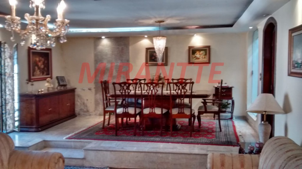 Casa terrea de 302m² com 4 quartos em Vila Rosaria