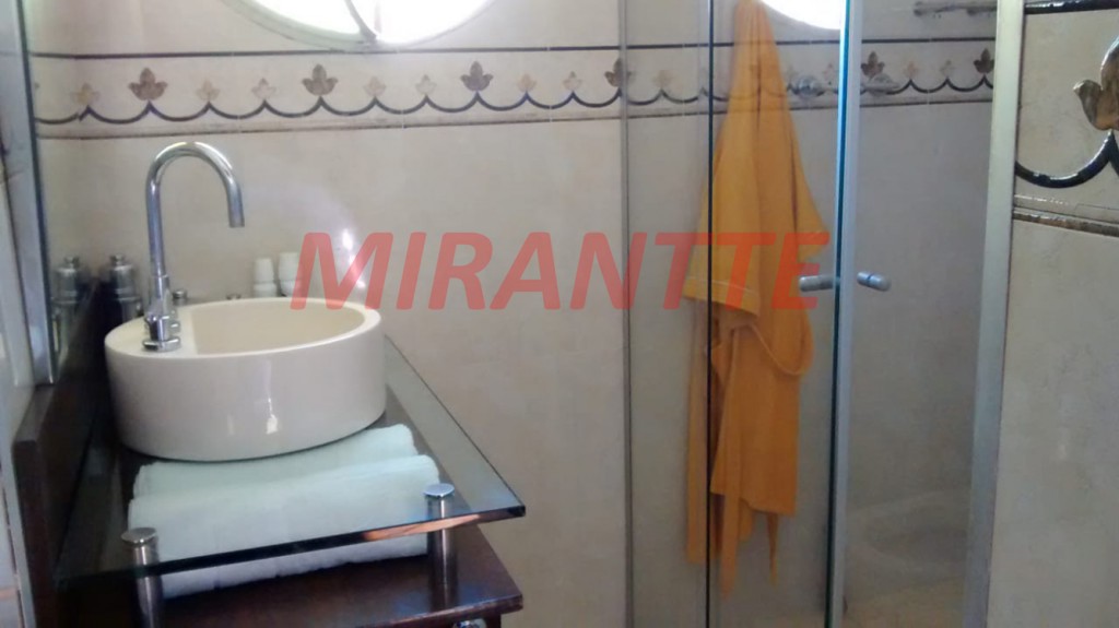 Casa terrea de 302m² com 4 quartos em Vila Rosaria
