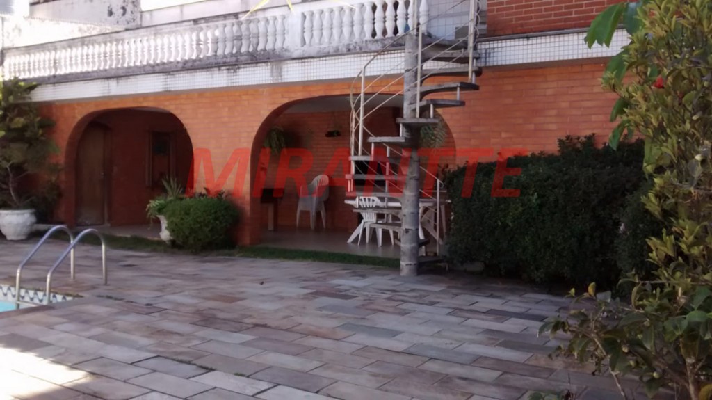 Casa terrea de 302m² com 4 quartos em Vila Rosaria