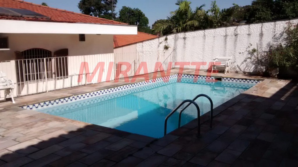 Casa terrea de 302m² com 4 quartos em Vila Rosaria