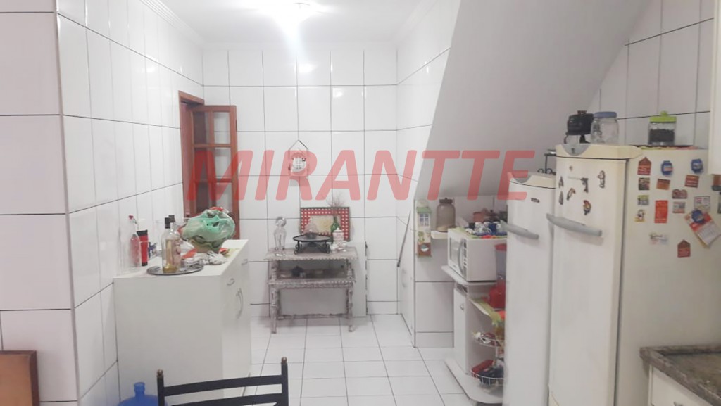 Sobrado de 180m² com 3 quartos em Santana