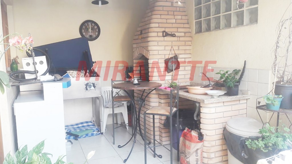 Sobrado de 180m² com 3 quartos em Santana