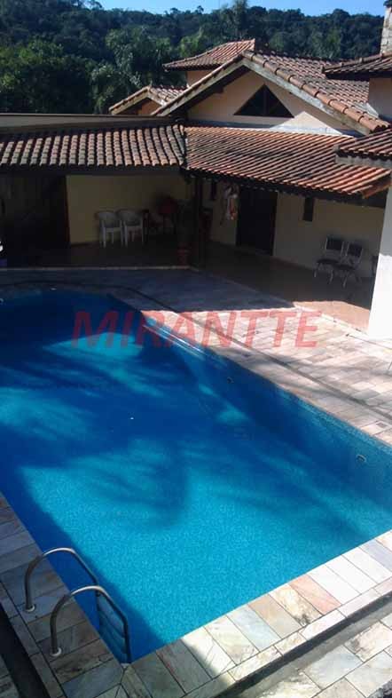 Sobrado de 550m² com 2 quartos em SANTA INÊS