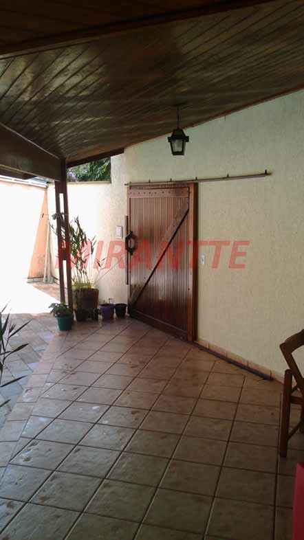 Sobrado de 550m² com 2 quartos em SANTA INÊS