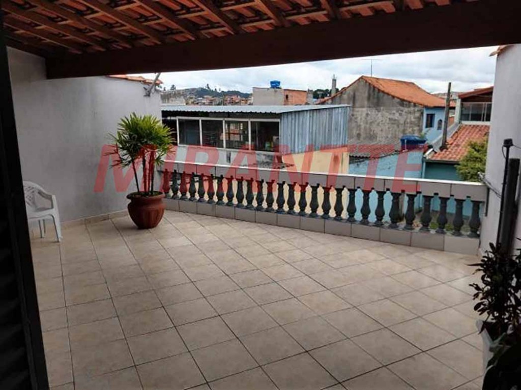 Sobrado de 254m² com 3 quartos em Vila Bremen
