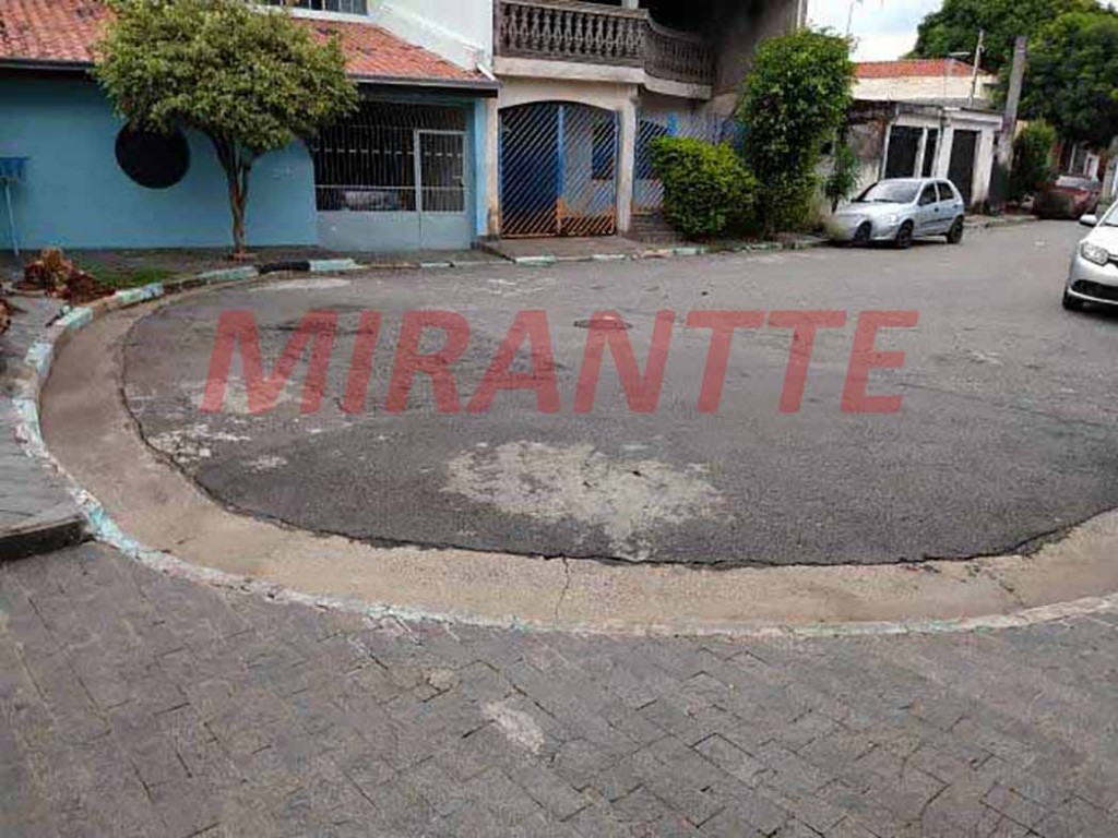 Sobrado de 254m² com 3 quartos em Vila Bremen