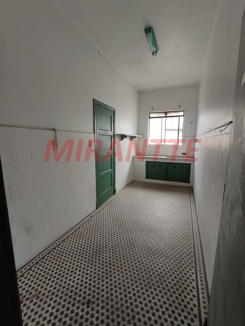 Comercial de 280m² em Santana