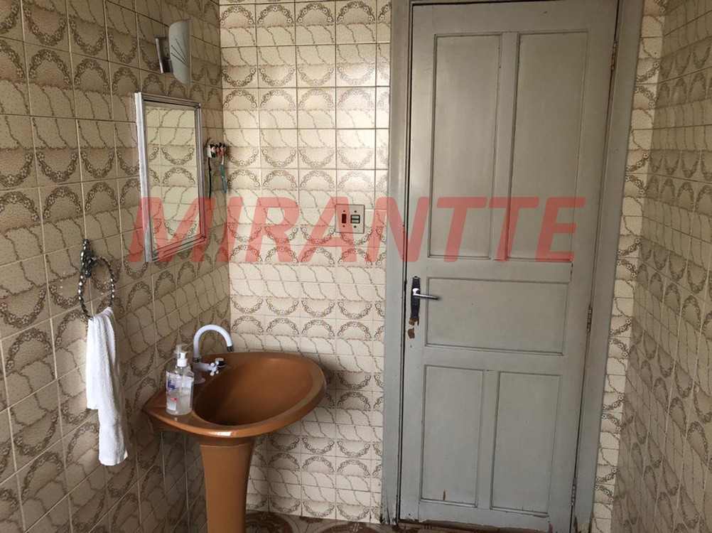 Sobrado de 125m² com 3 quartos em Água Fria