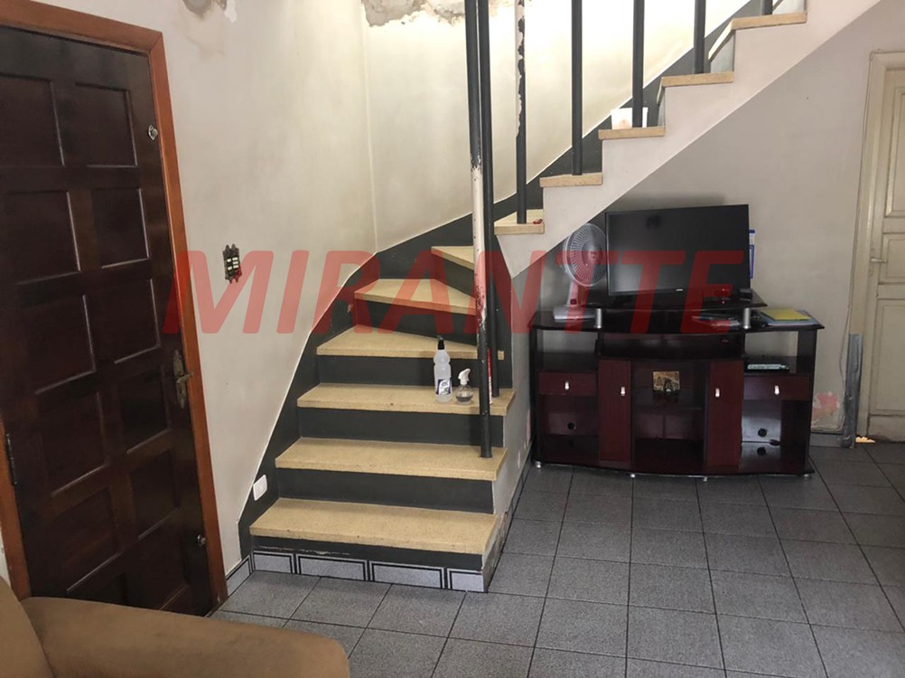 Sobrado de 125m² com 3 quartos em Água Fria