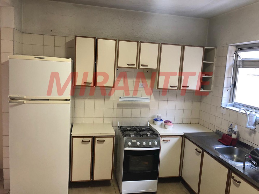 Sobrado de 125m² com 3 quartos em Água Fria