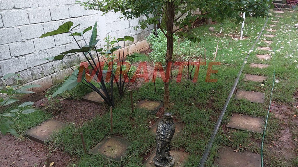 Casa terrea de 200m² com 3 quartos em Santa Teresinha