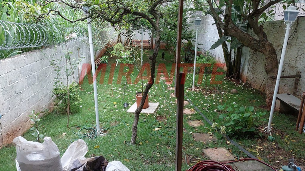 Casa terrea de 200m² com 3 quartos em Santa Teresinha