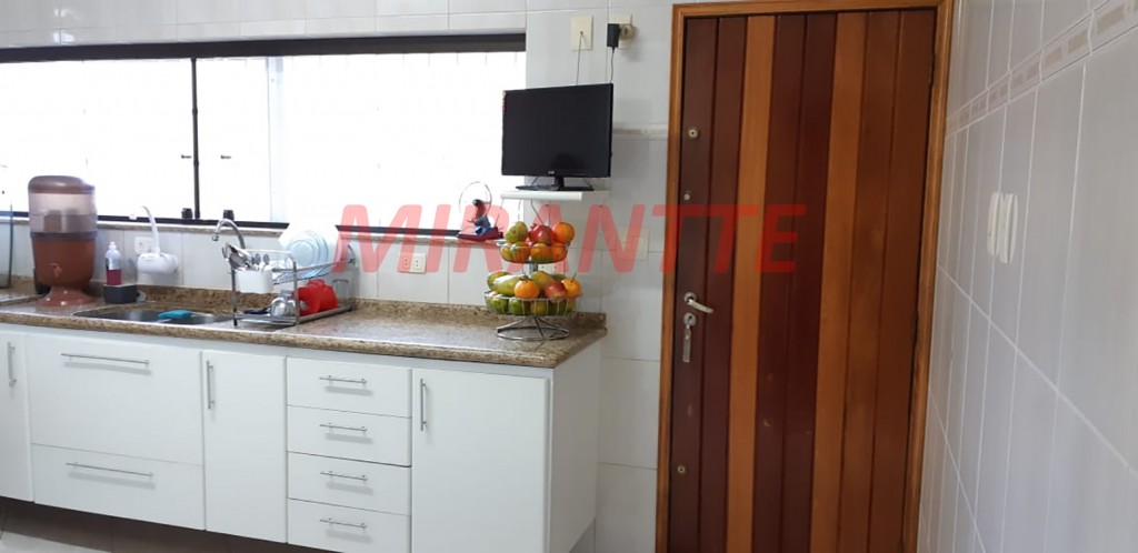 Sobrado de 225m² com 3 quartos em Parada Inglesa