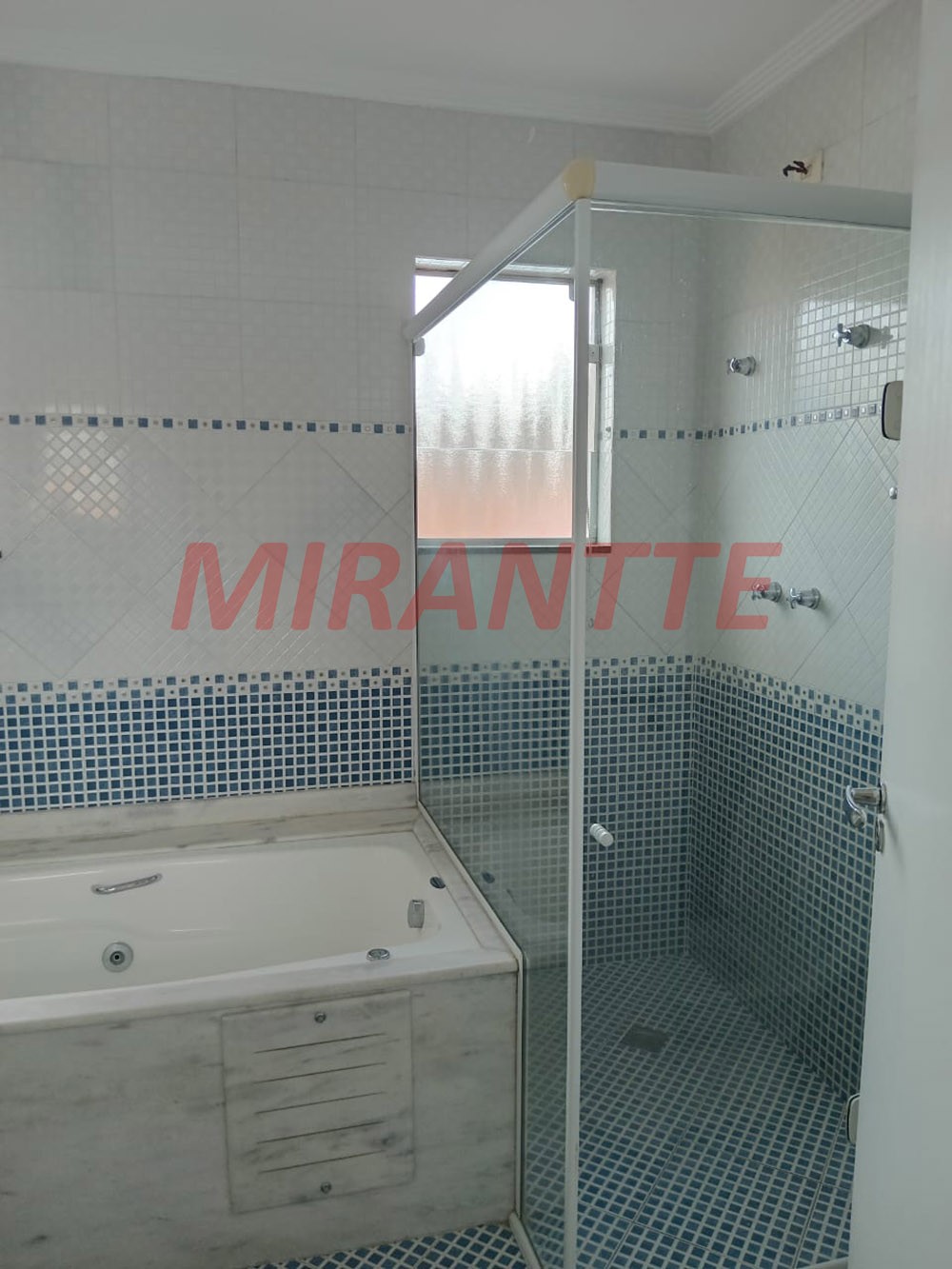 Sobrado de 270m² com 4 quartos em Vila Guilherme
