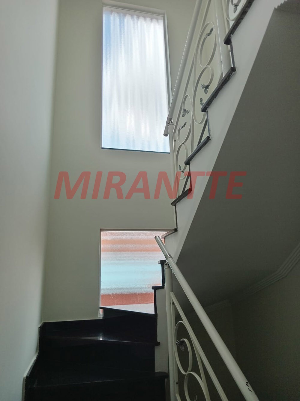 Sobrado de 270m² com 4 quartos em Vila Guilherme