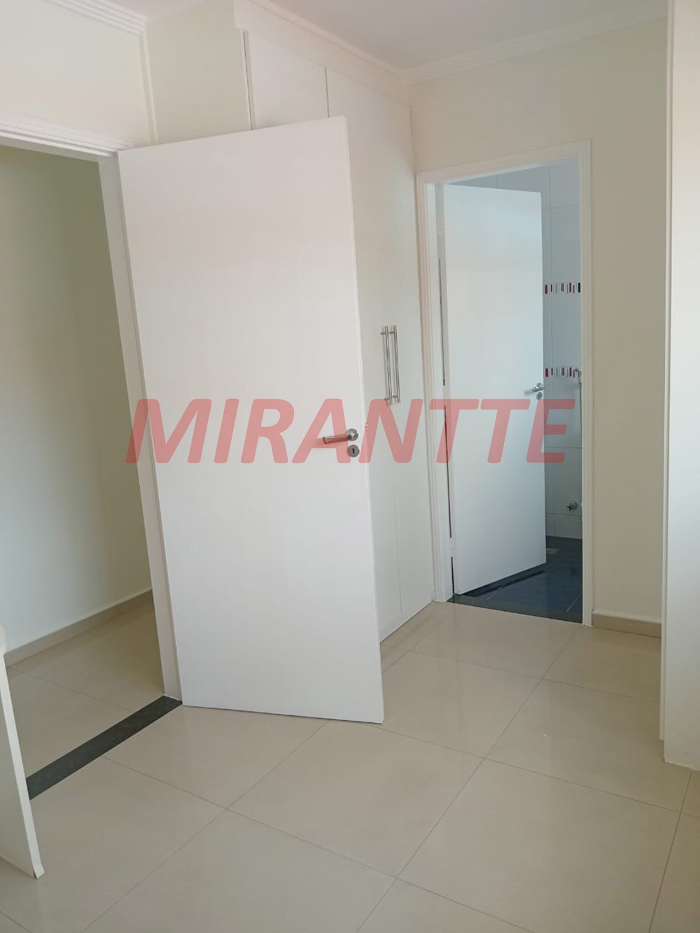 Sobrado de 270m² com 4 quartos em Vila Guilherme
