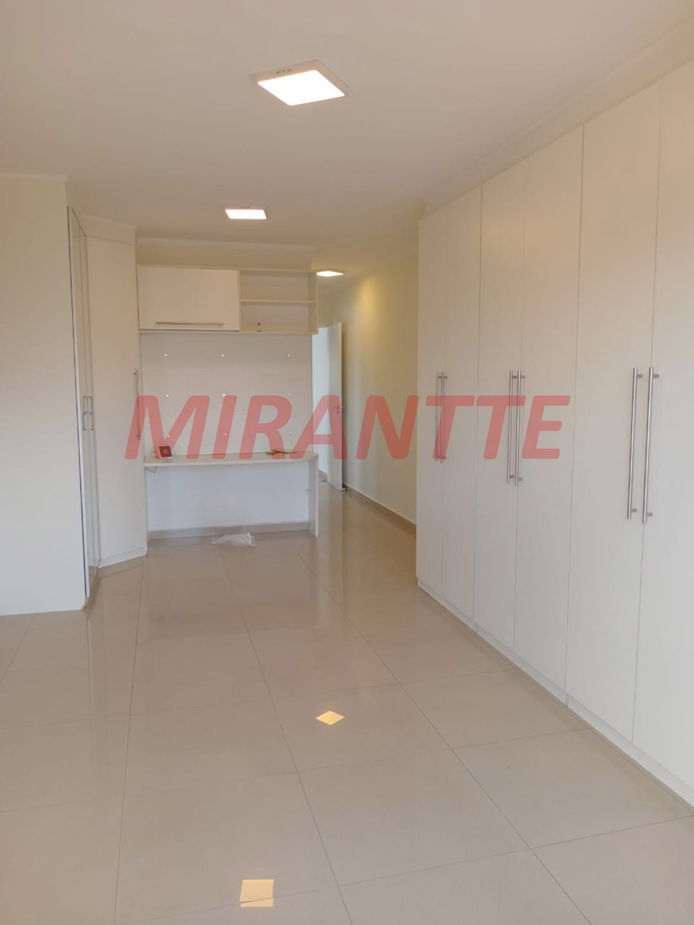 Sobrado de 270m² com 4 quartos em Vila Guilherme