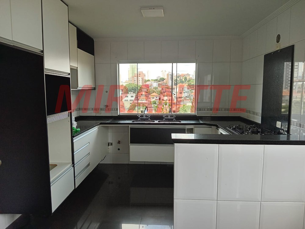 Sobrado de 270m² com 4 quartos em Vila Guilherme