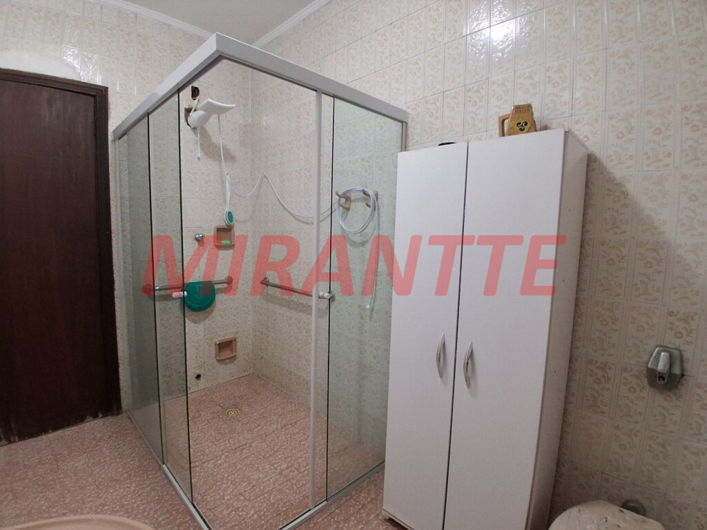 Sobrado de 360m² com 2 quartos em Vila Maria Alta