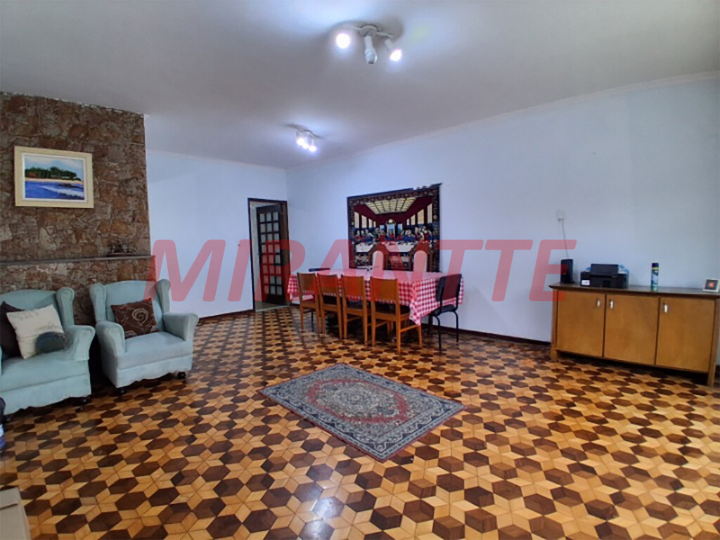Sobrado de 360m² com 2 quartos em Vila Maria Alta