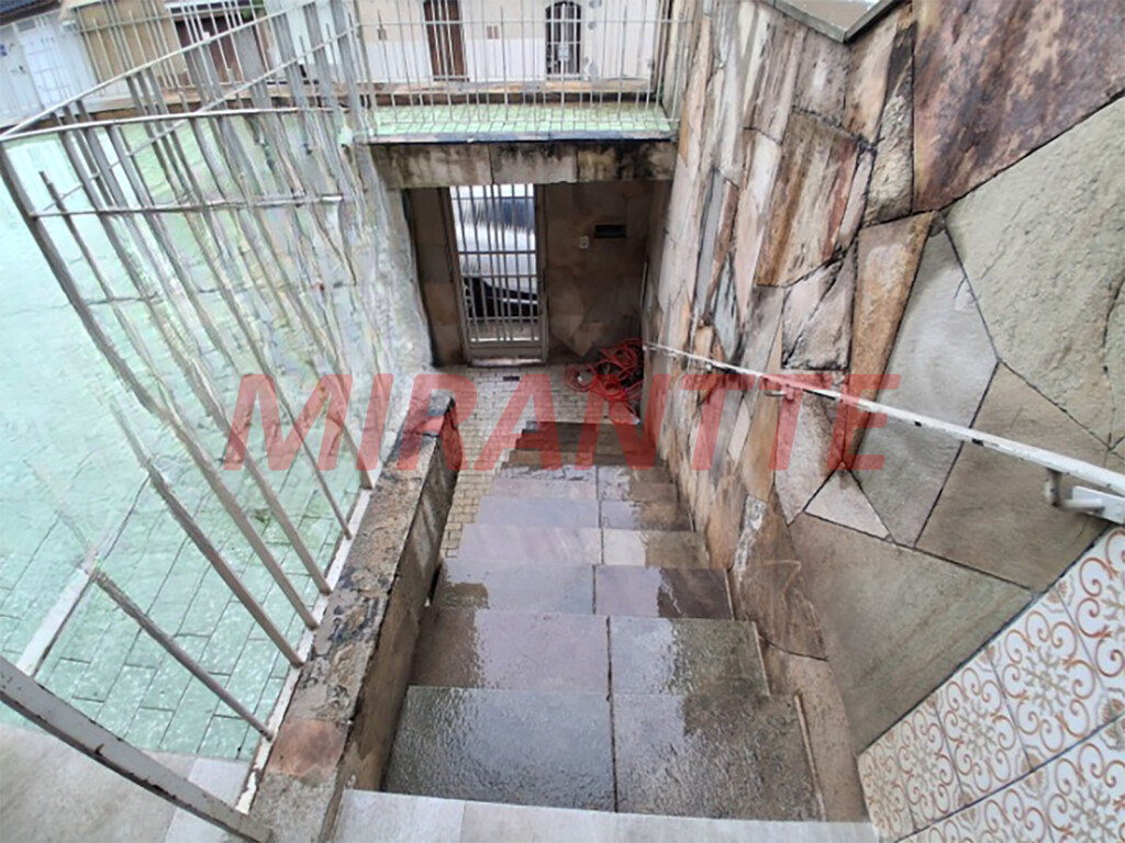 Sobrado de 360m² com 2 quartos em Vila Maria Alta