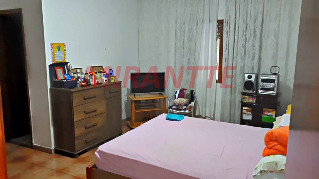 Casa terrea de 173m² com 3 quartos em Água Fria