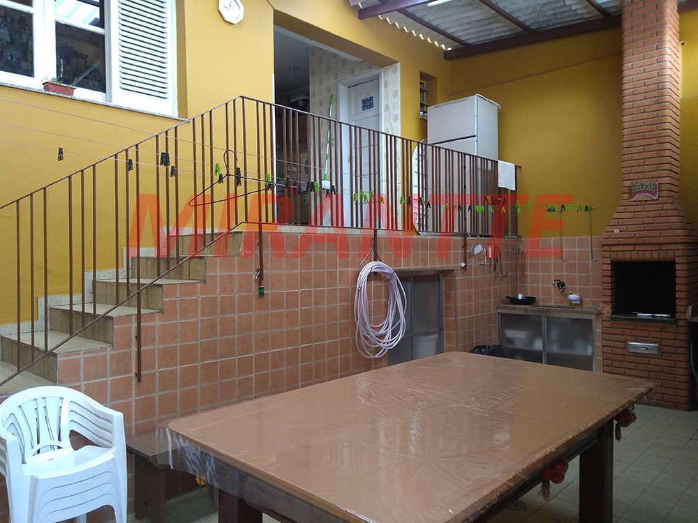 Casa terrea de 190m² com 3 quartos em Cachoeirinha