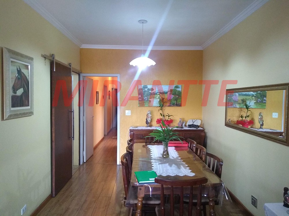 Casa terrea de 190m² com 3 quartos em Cachoeirinha