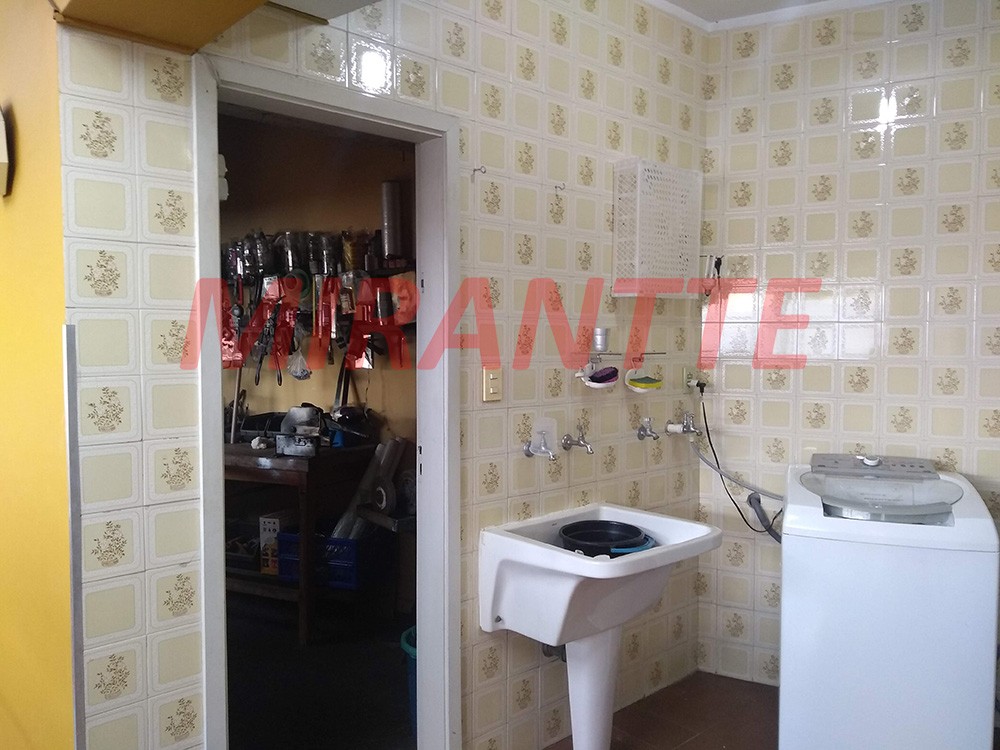 Casa terrea de 190m² com 3 quartos em Cachoeirinha