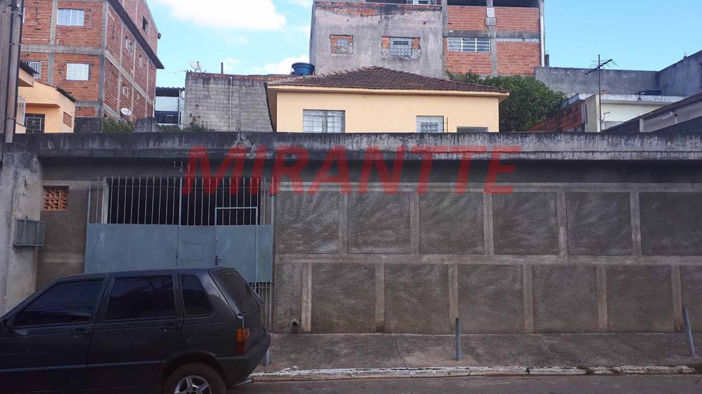 Casa terrea de 67m² com 3 quartos em Vila Santa Teresinha