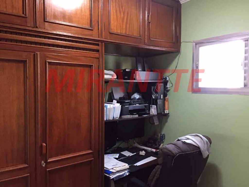 Apartamento com 3 quartos em Santana
