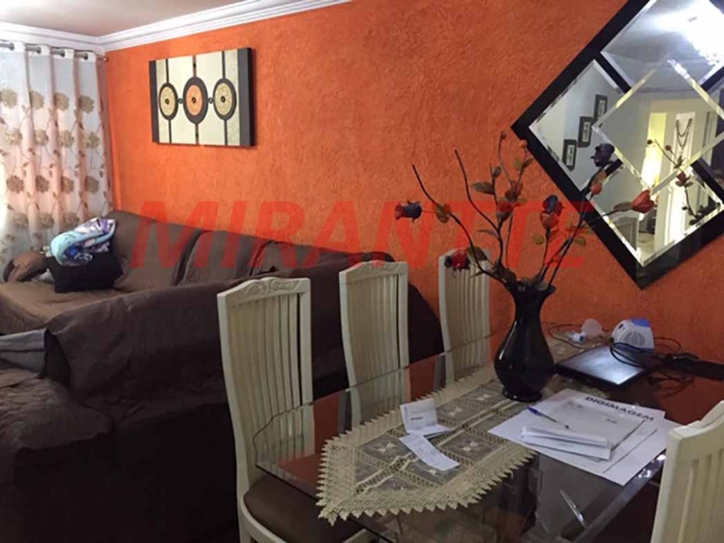 Apartamento com 3 quartos em Santana