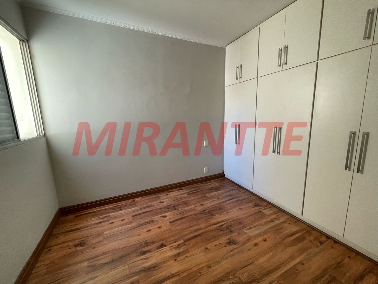 Sobrado de 200m² com 3 quartos em Santa Teresinha