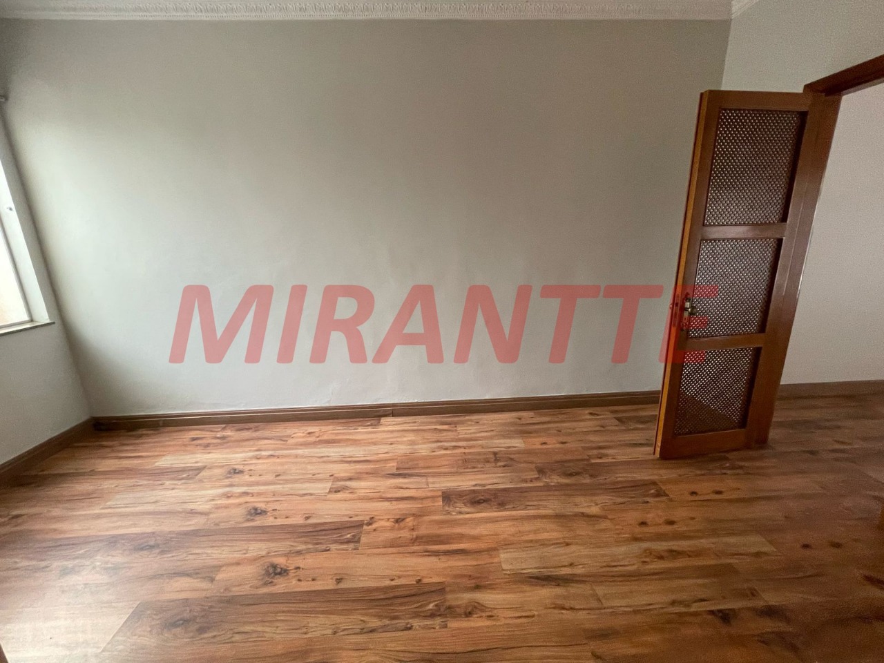 Sobrado de 200m² com 3 quartos em Santa Teresinha