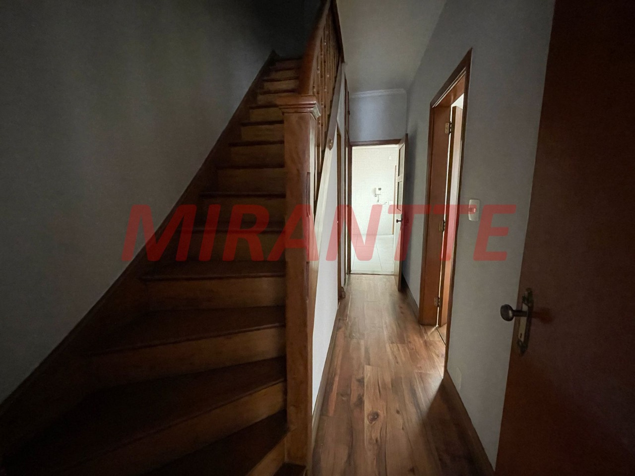 Sobrado de 200m² com 3 quartos em Santa Teresinha