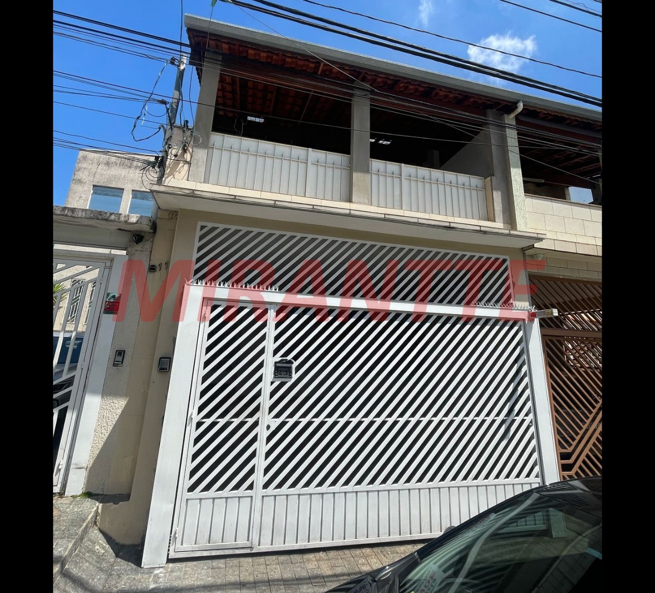 Sobrado de 200m² com 3 quartos em Santa Teresinha