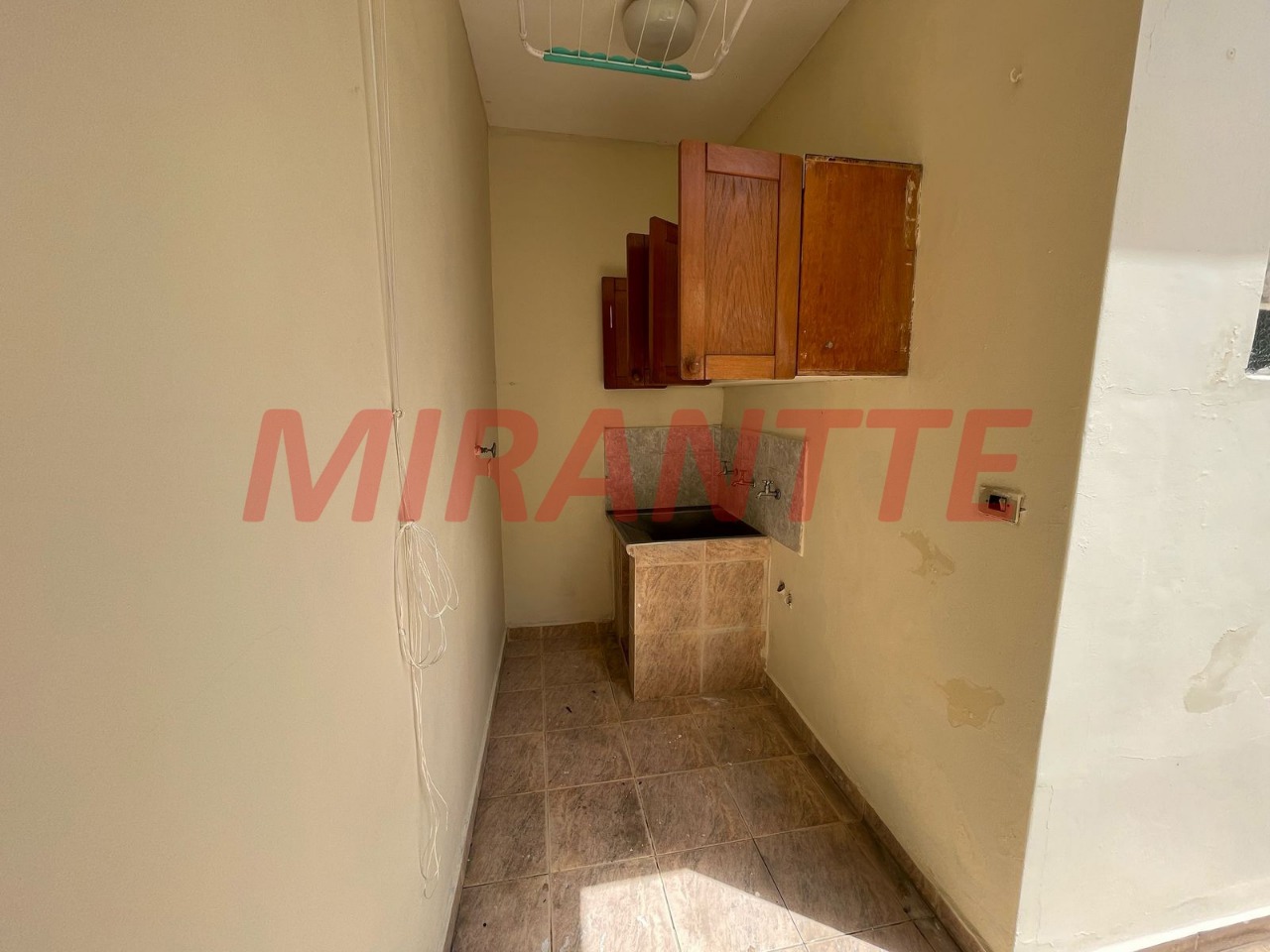 Sobrado de 200m² com 3 quartos em Santa Teresinha