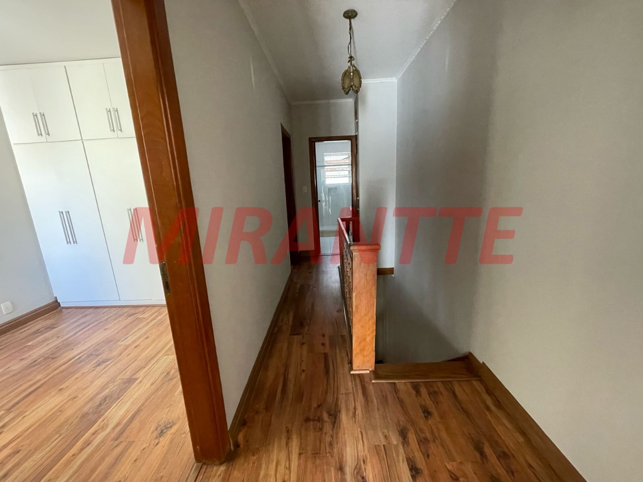 Sobrado de 200m² com 3 quartos em Santa Teresinha