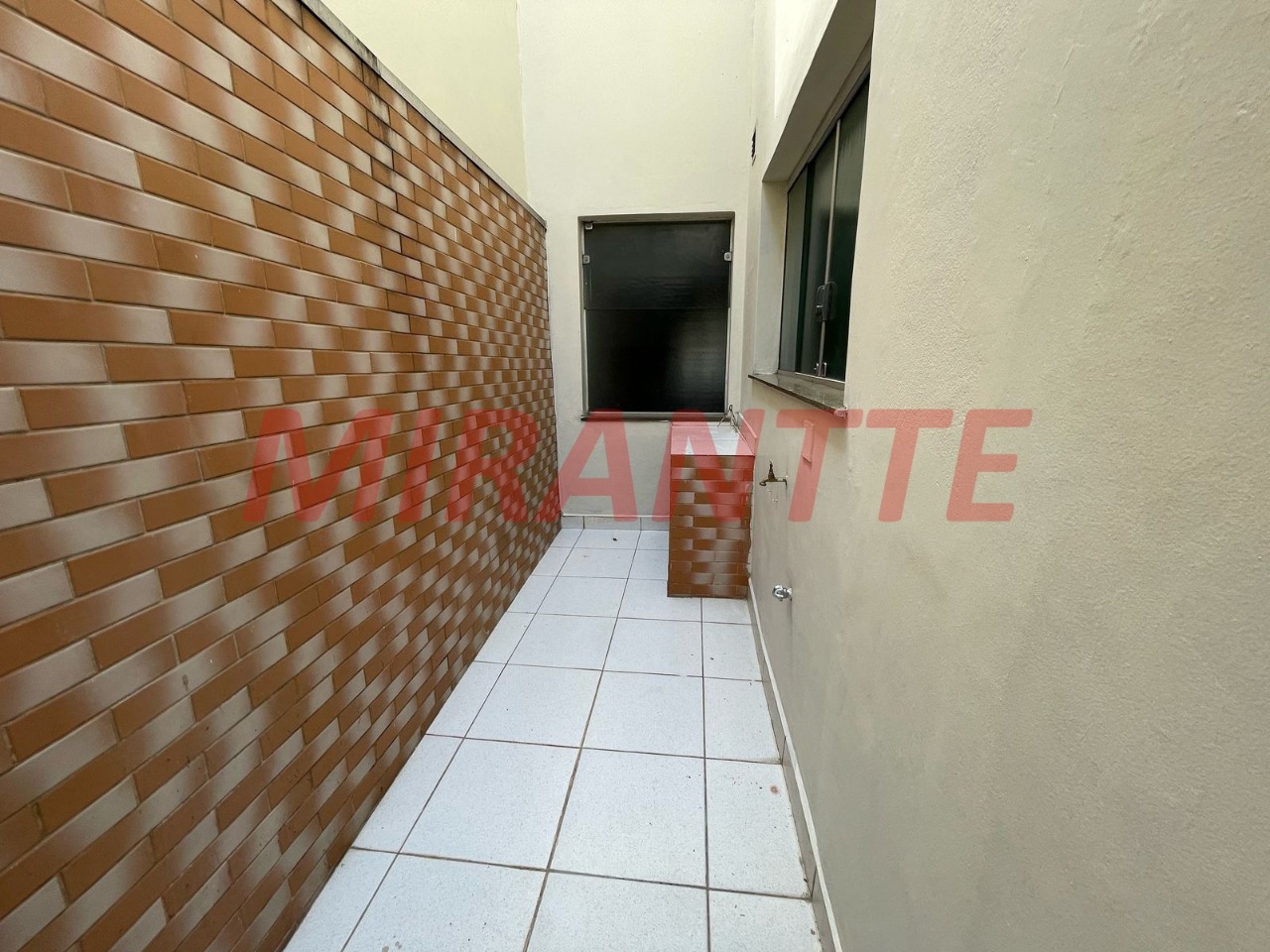 Sobrado de 200m² com 3 quartos em Santa Teresinha